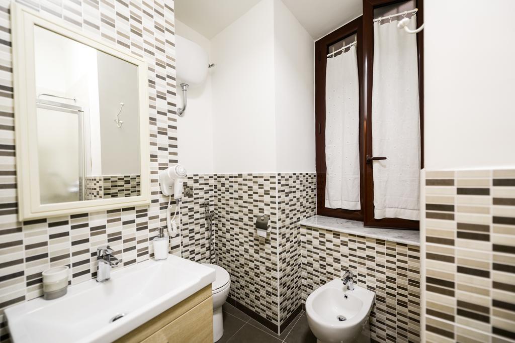 Residenza Santa Chiara Lägenhet Neapel Exteriör bild