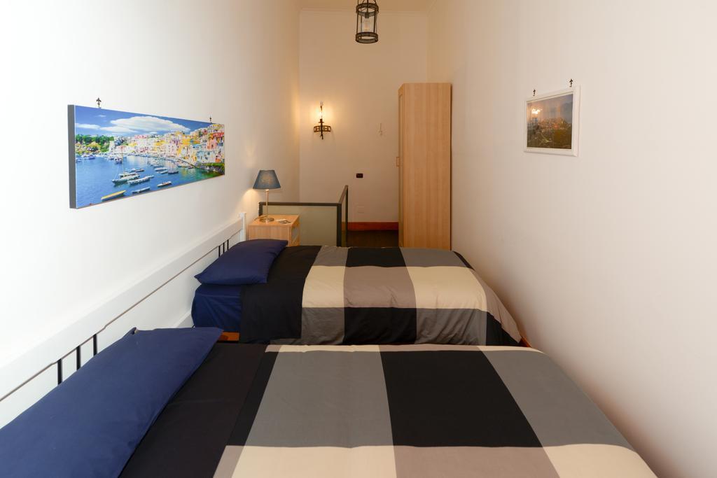 Residenza Santa Chiara Lägenhet Neapel Exteriör bild