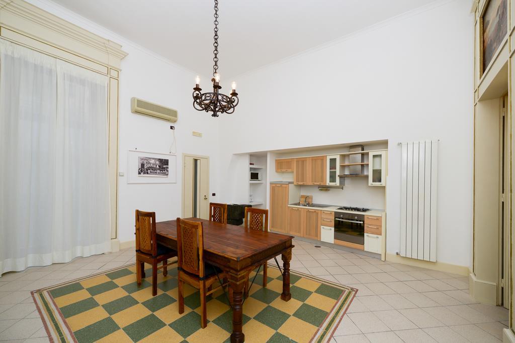 Residenza Santa Chiara Lägenhet Neapel Exteriör bild