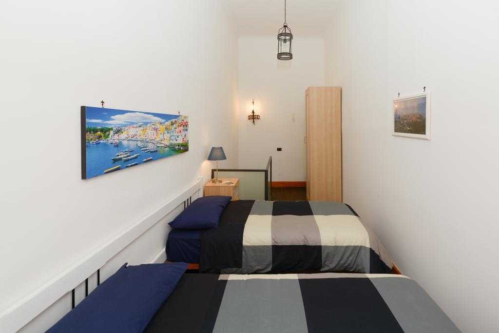 Residenza Santa Chiara Lägenhet Neapel Exteriör bild