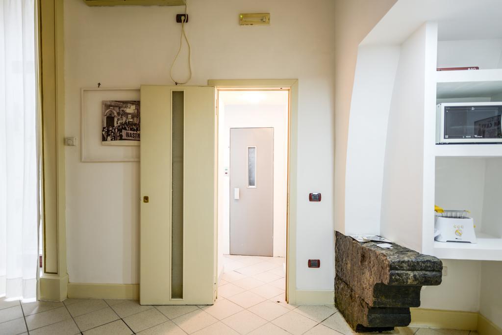 Residenza Santa Chiara Lägenhet Neapel Exteriör bild